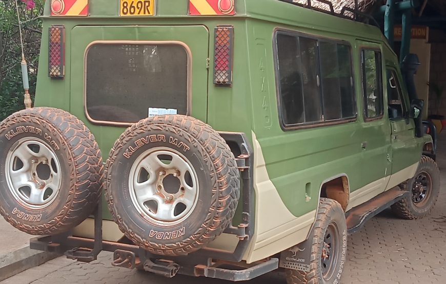 Tsavo East (2 days, 1 night)
