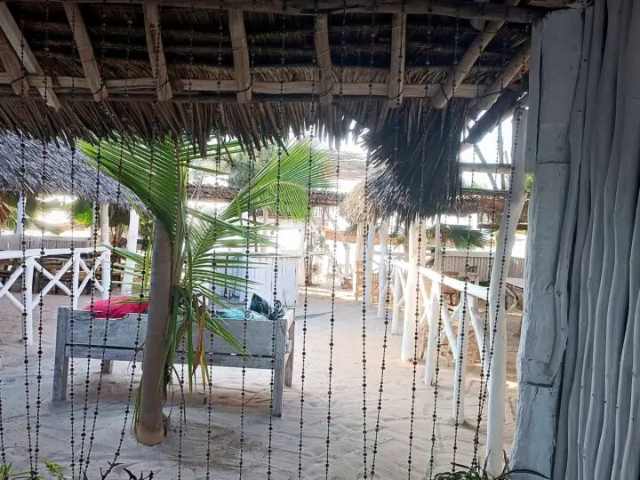 Mawimbi Beach Room at Marafiki, Jacaranda